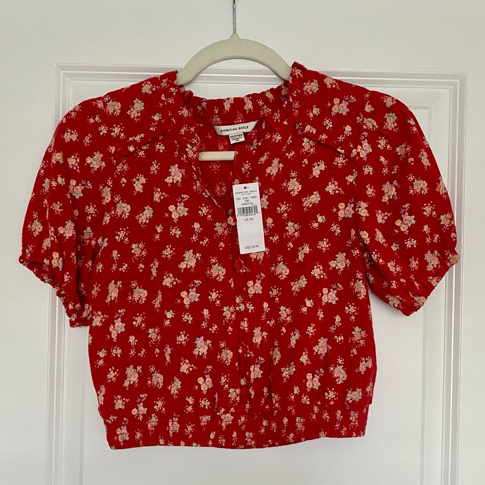 American Eagle Cropped Blouse